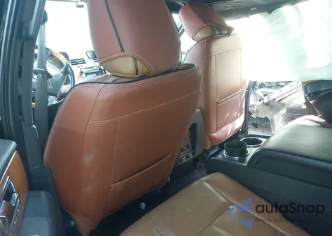 2011 Lincoln Navigator z USA, uszkodzony, nr VIN 5LMJJ2J55BEJ00729